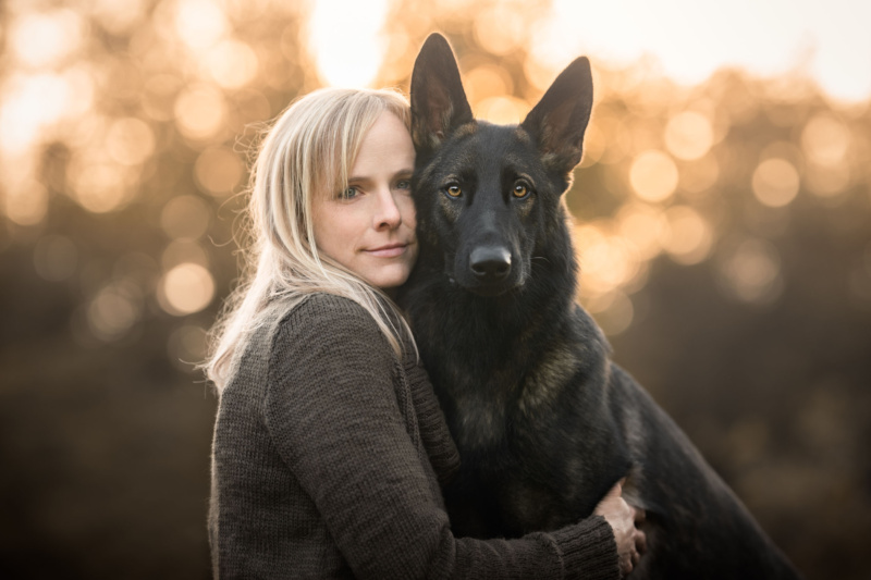Hund und Mensch Fotoshooting Schweiz Schaeferhund